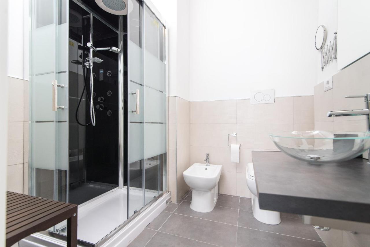 White Ostilia Guesthouse 로마 외부 사진