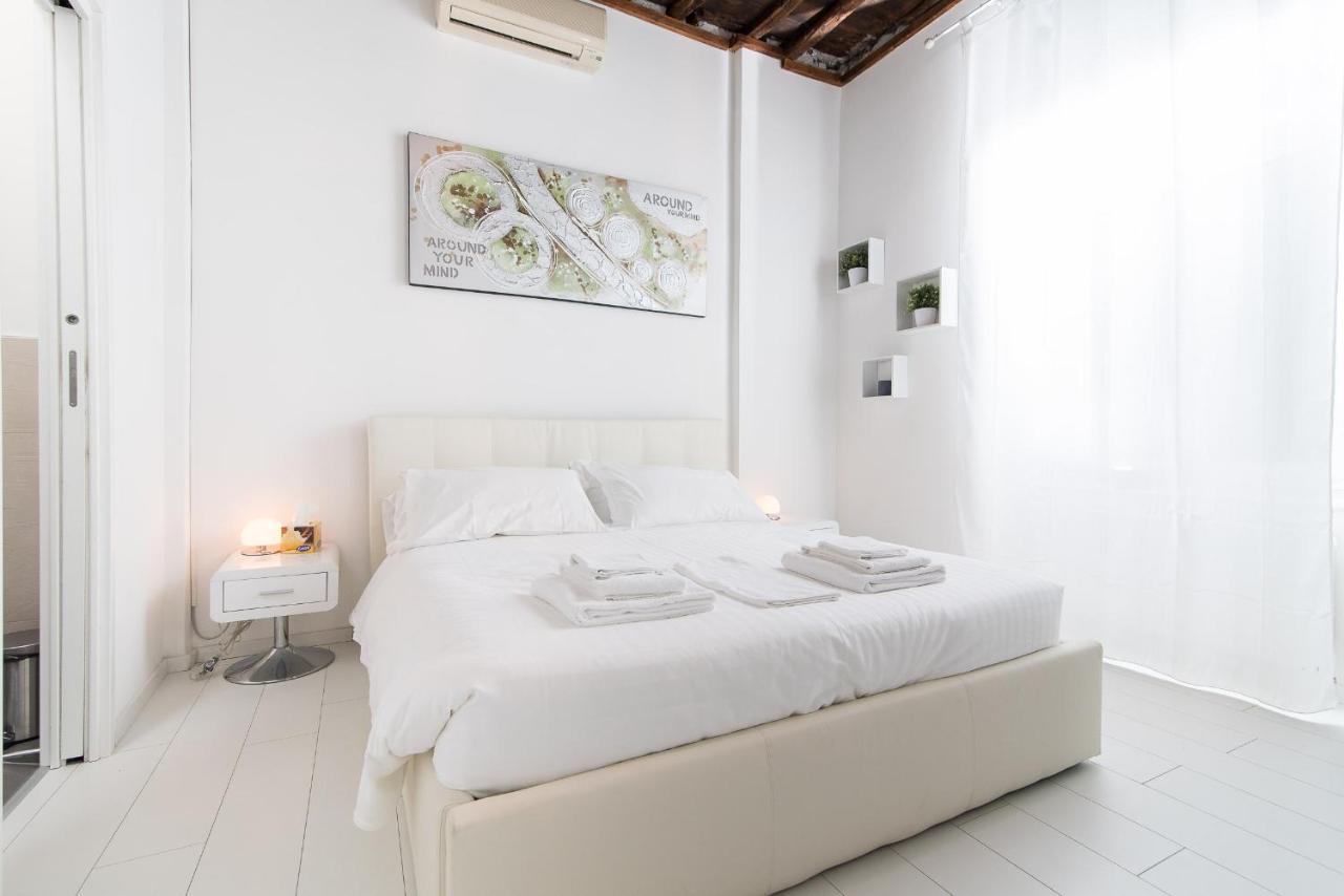 White Ostilia Guesthouse 로마 외부 사진
