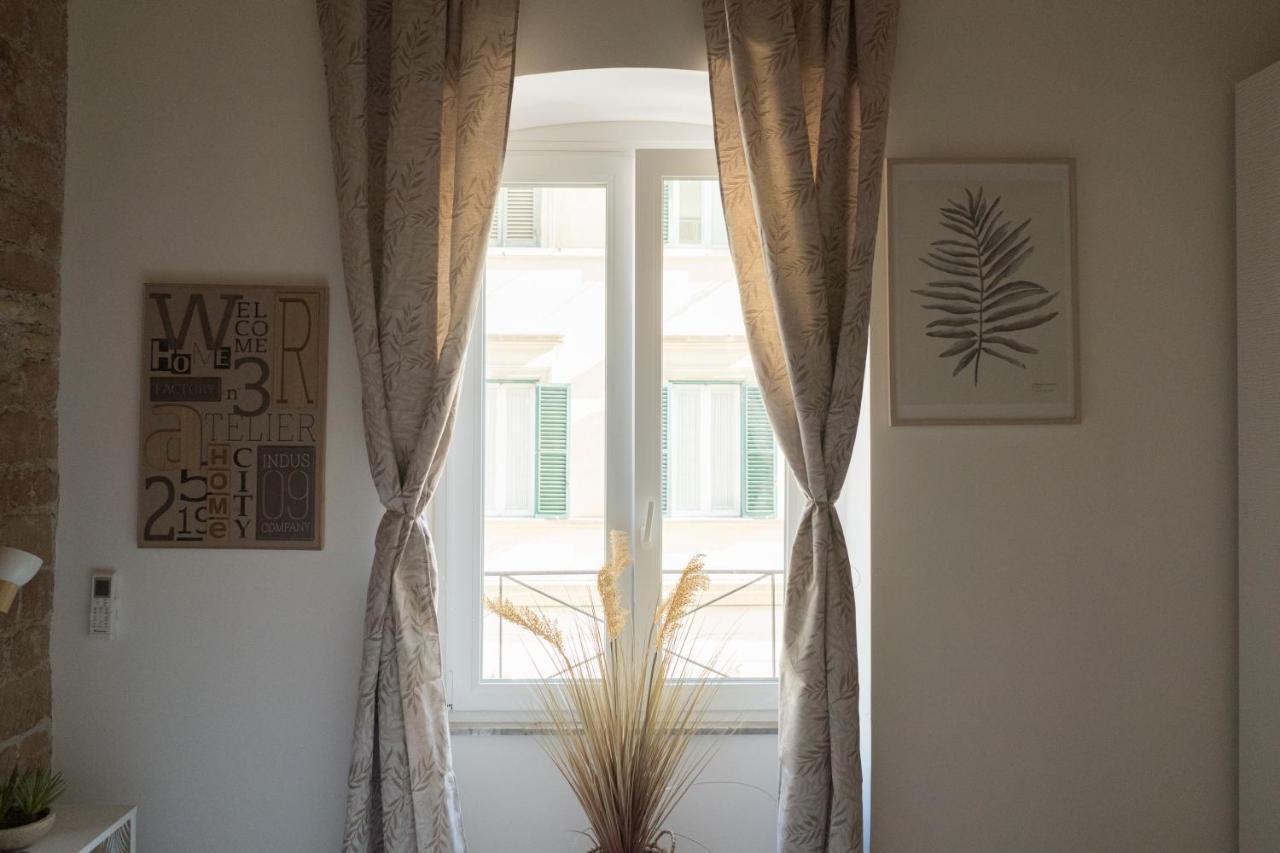 White Ostilia Guesthouse 로마 외부 사진